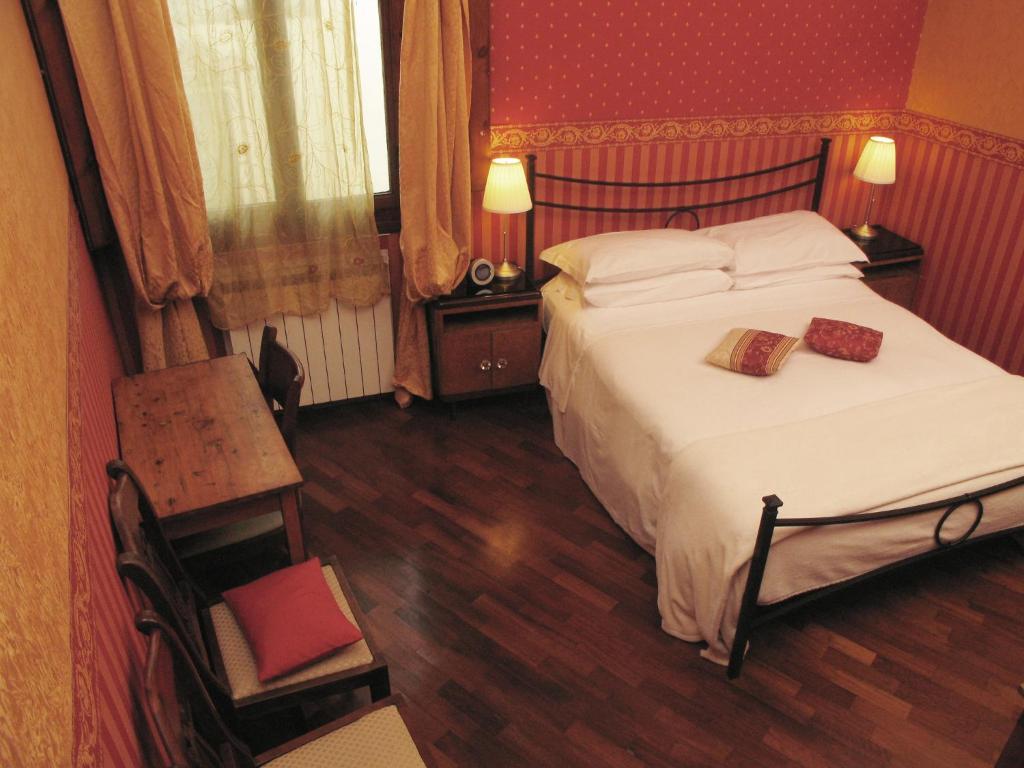 Gourmet B&B Giglio Bianco فلورنس المظهر الخارجي الصورة